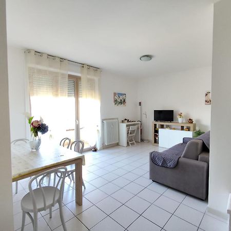 Residenza Tiziana Apartamento Luino Exterior foto